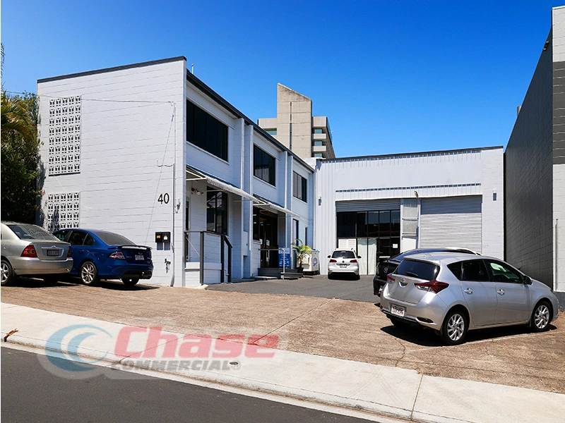 Office for lease, Albion Brisbane, rent incudes 4 car parks